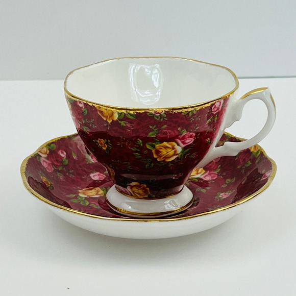 Royal Albert England Old Country Roses Ruby Lace Bone China Cup & Saucer New - Picture 14 of 16